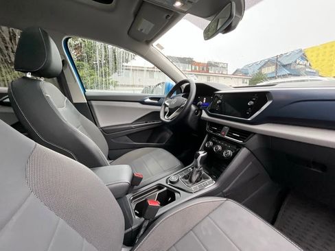 Used 2023 Volkswagen Taos SE image 18