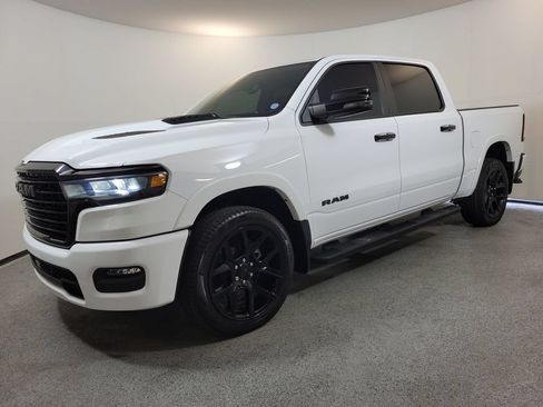 Used 2025 RAM 1500 Laramie w/ Night Edition AWD/4WD image 3