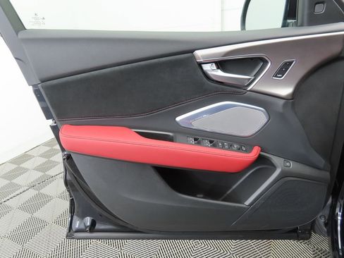 Used 2025 Acura RDX A-Spec image 25