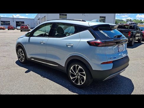 Certified 2023 Chevrolet Bolt EUV Premier FWD image 6