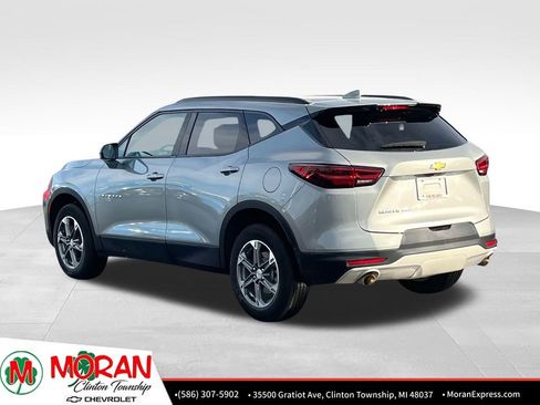 Certified 2024 Chevrolet Blazer LT w/ Convenience Package image 4