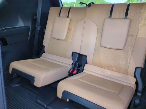 Used 2024 Lexus LX 600 4WD w/ Appearance Package image 24