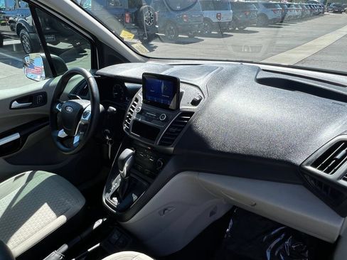 Used 2022 Ford Transit Connect XLT FWD image 15