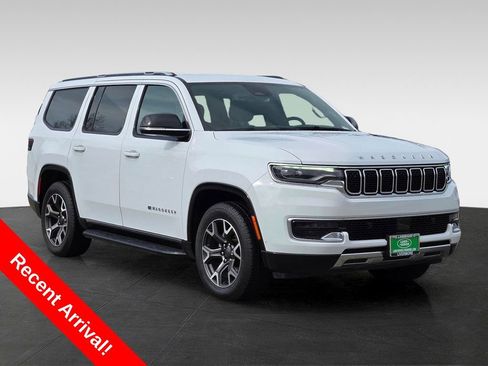 Used 2024 Jeep Wagoneer Series III image 1