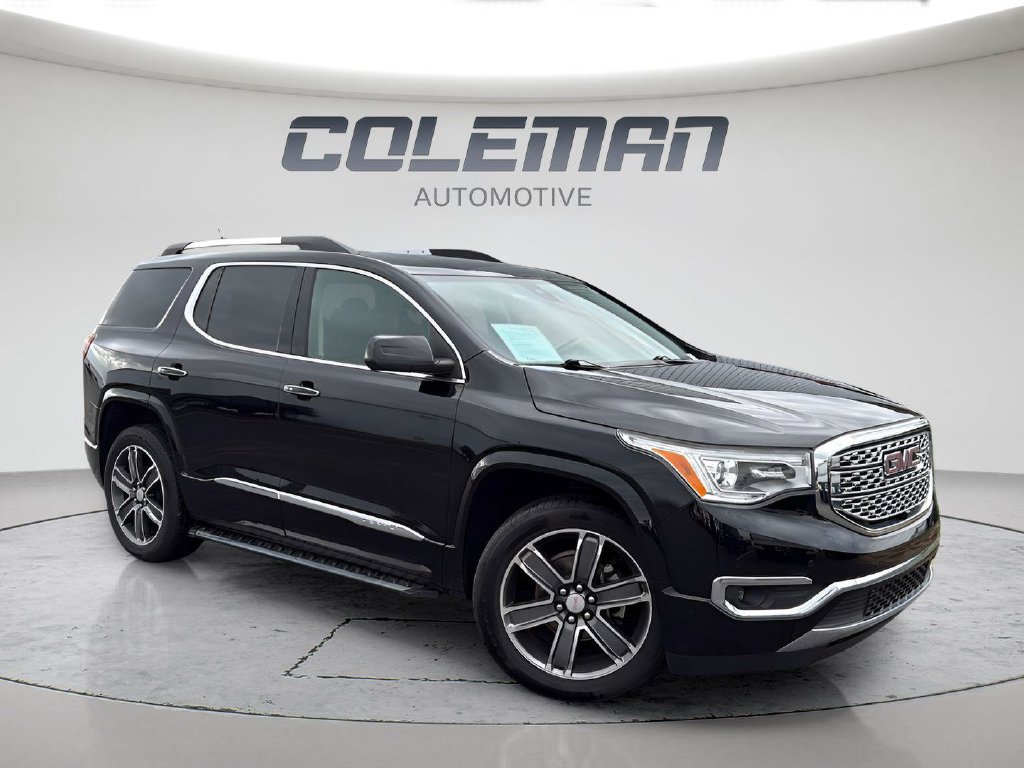 Used 2017 GMC Acadia Denali w/ Technology Package FWD image 14