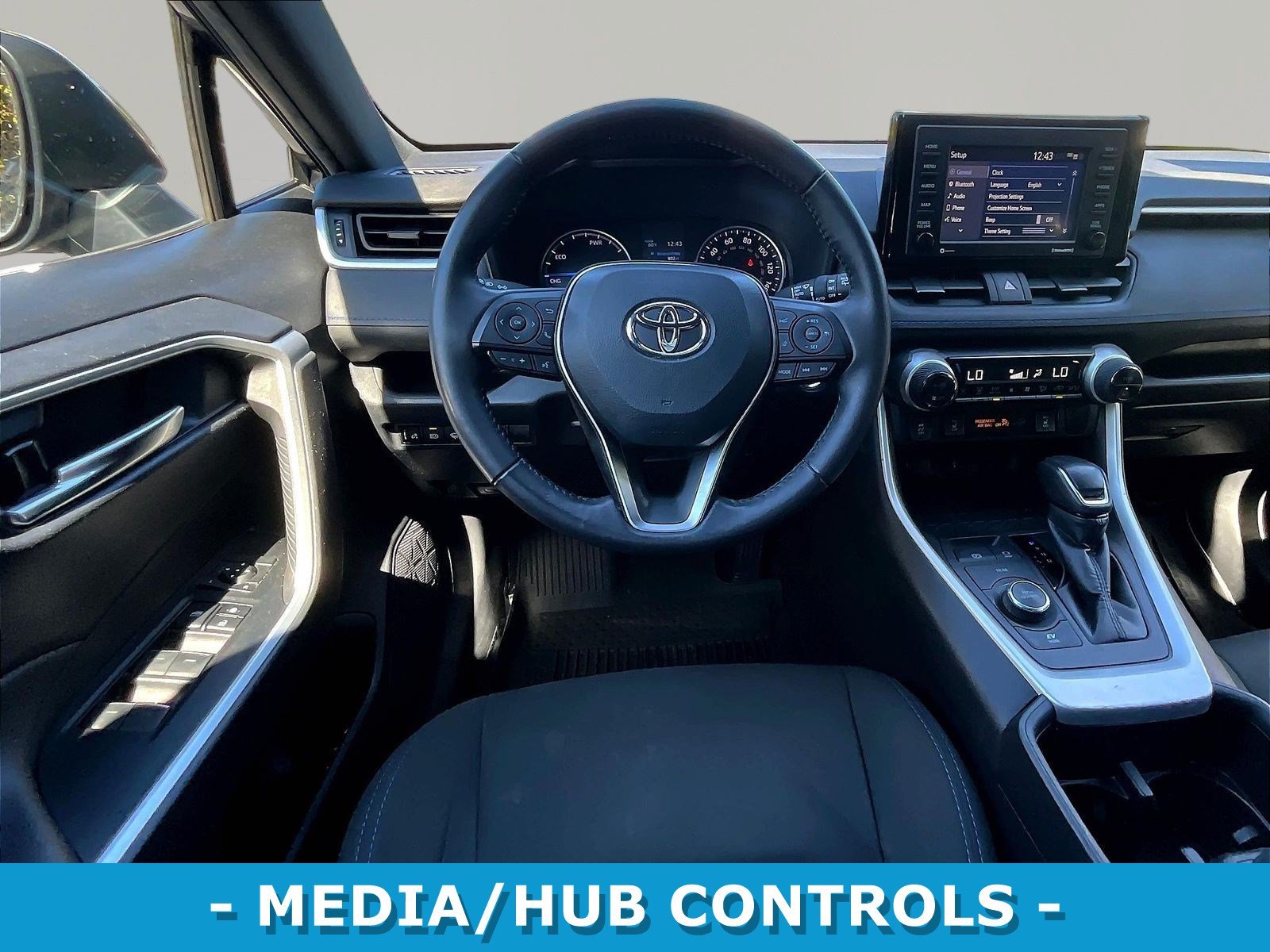 Used 2022 Toyota RAV4 SE w/ SE Grade Weather Package AWD/4WD image 8