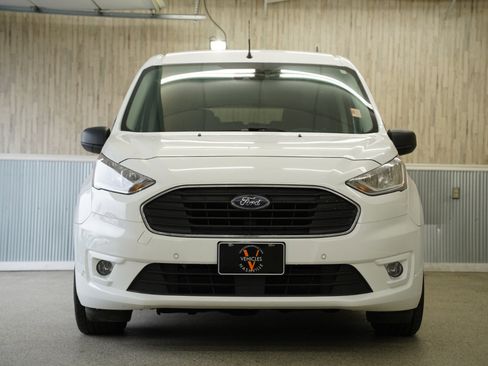 Used 2019 Ford Transit Connect XLT image 3