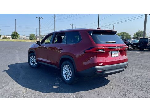 Certified 2024 Toyota Grand Highlander AWD image 5