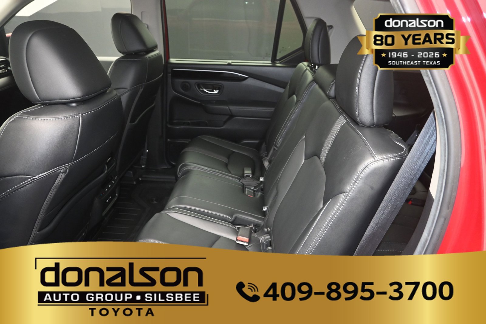 Used 2025 Honda Pilot Touring image 10