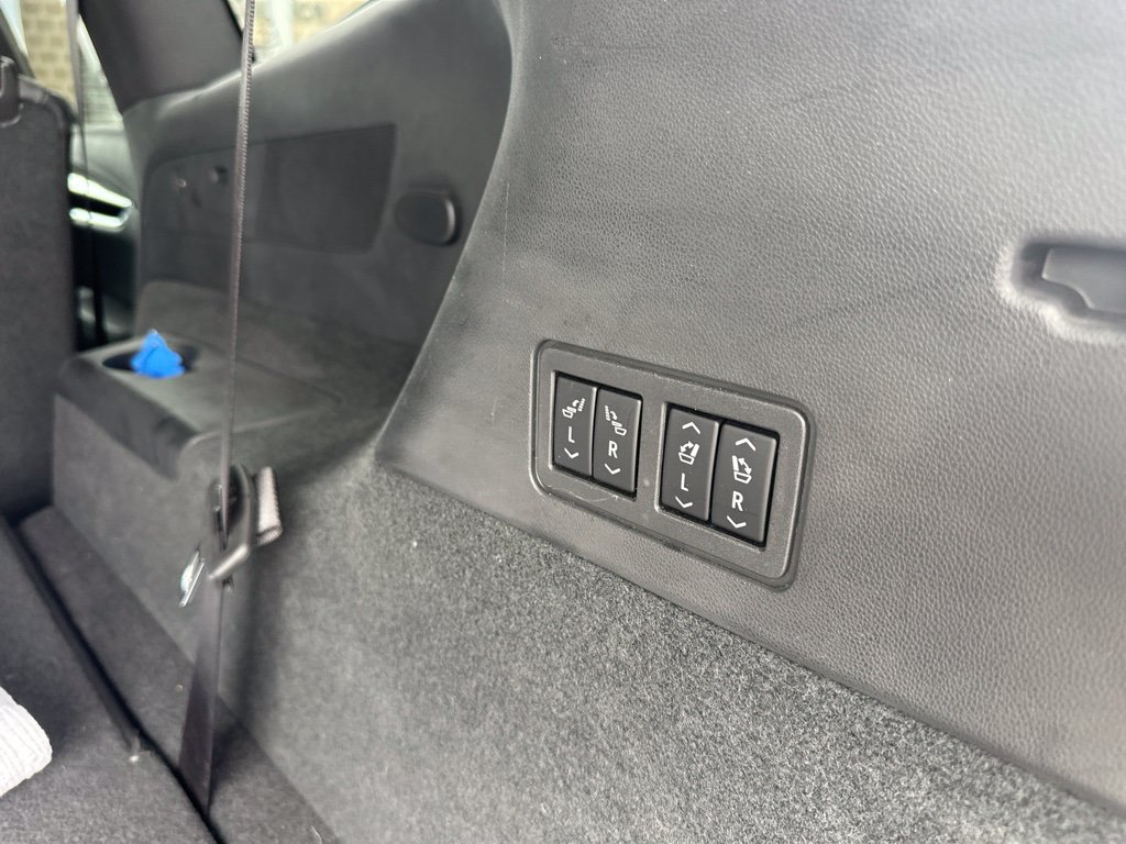 Used 2020 Cadillac XT6 Premium Luxury FWD image 17