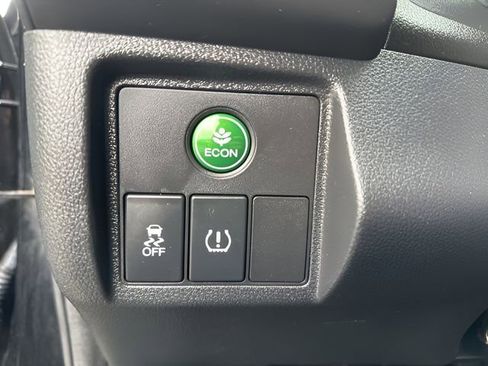 Used 2020 Honda HR-V LX image 25