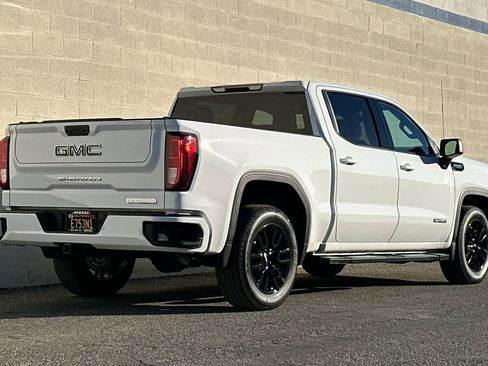 Certified 2022 GMC Sierra 1500 Elevation w/ LPO, Elevation Black Package image 4