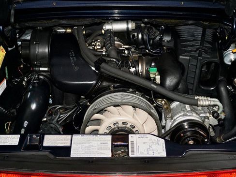 Used 1995 Porsche 911 Carrera image 73