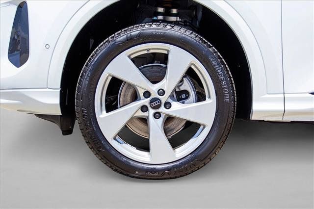 New 2026 Audi Q5 Premium Plus AWD/4WD image 9