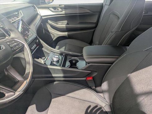 New 2025 Jeep Grand Cherokee L Laredo w/ Luxury Tech Group I image 9