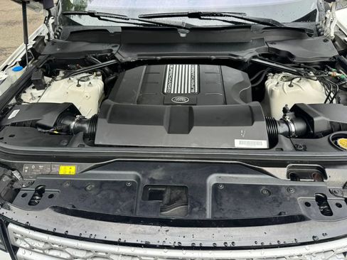 Used 2018 Land Rover Discovery HSE AWD/4WD image 28