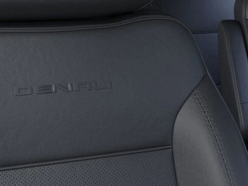 New 2026 GMC Yukon Denali w/ Denali Reserve Package image 22