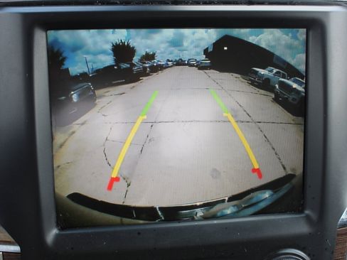 Used 2016 RAM 3500 Laramie image 36