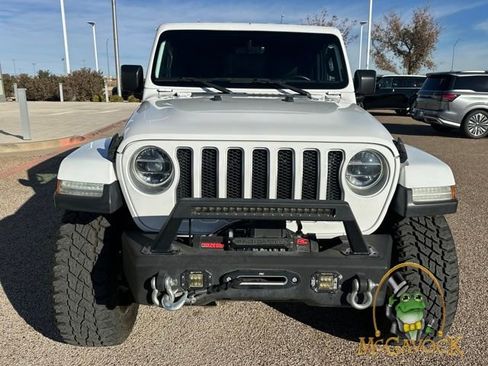 Used 2018 Jeep Wrangler Unlimited Sahara image 6