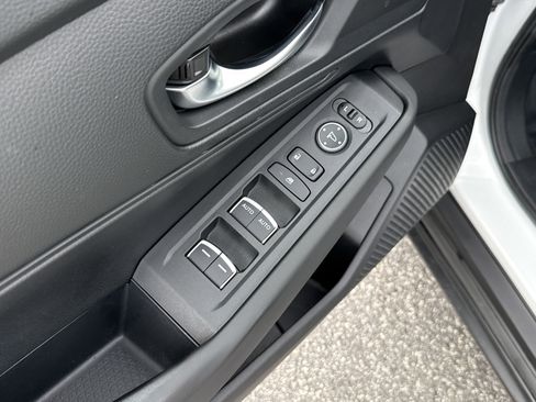Certified 2025 Honda Accord LX image 15