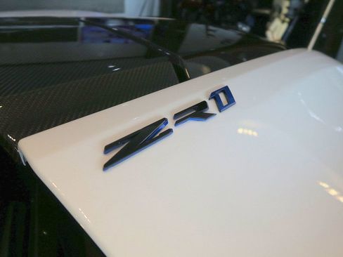 Used 2019 Chevrolet Corvette ZR1 RWD image 42