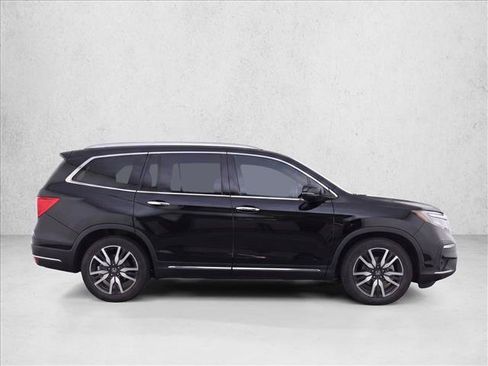 Used 2022 Honda Pilot Touring image 8