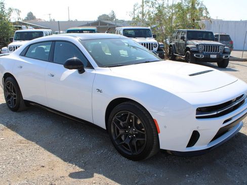 New 2026 Dodge Charger R/T AWD/4WD image 3