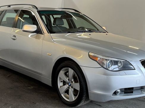 Used 2006 BMW 530xi Wagon AWD/4WD image 4