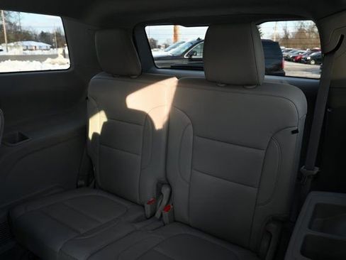 Used 2021 GMC Acadia SLT w/ Technology Package image 24