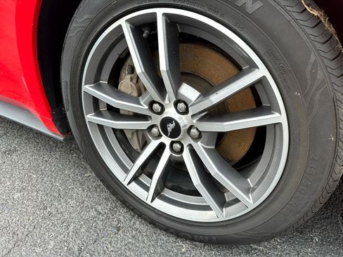 Used 2016 Ford Mustang GT image 6