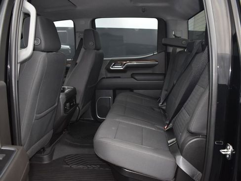 Used 2022 Chevrolet Silverado 1500 LT Trail Boss image 23