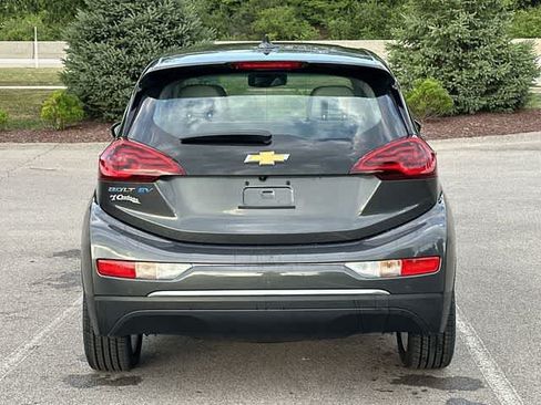 Used 2021 Chevrolet Bolt LT FWD image 4
