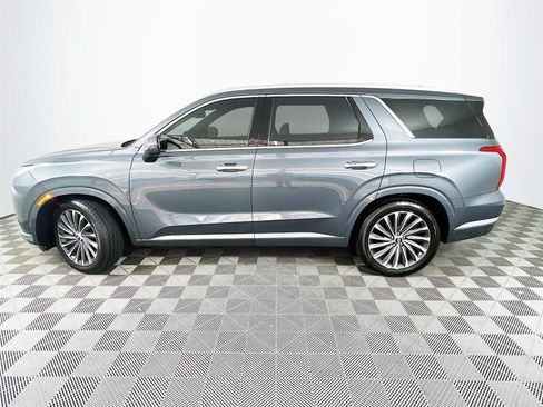 Used 2023 Hyundai Palisade Calligraphy FWD image 4