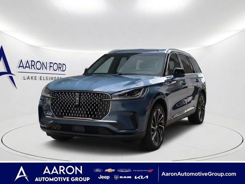 Used 2025 Lincoln Aviator Reserve w/ Equipment Group 201A AWD/4WD image 1