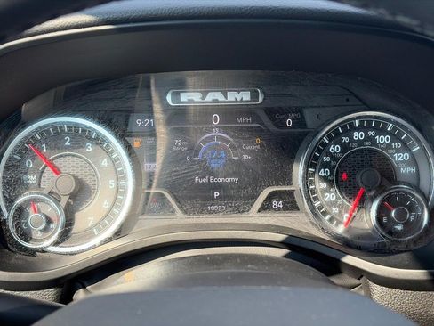 Used 2025 RAM 1500 Big Horn AWD/4WD image 24