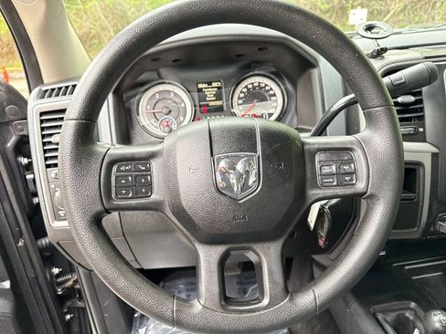 Used 2015 RAM 2500 Tradesman w/ Chrome Appearance Group AWD/4WD image 18