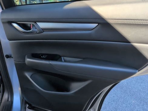 Used 2023 MAZDA CX-5 AWD 2.5 S w/ Select Package image 11