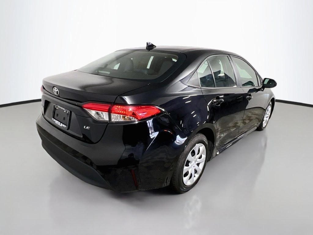 Used 2024 Toyota Corolla LE FWD image 3