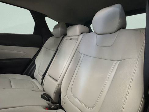 Certified 2025 Hyundai Tucson SEL image 12