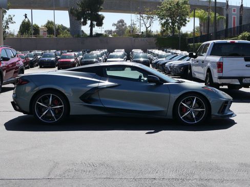Used 2022 Chevrolet Corvette Stingray Convertible w/ 1LT RWD image 2