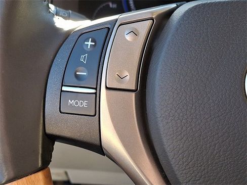 Used 2015 Lexus RX 450h FWD image 24