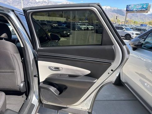 Used 2024 Hyundai Tucson SE AWD/4WD image 13