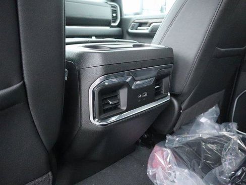 New 2026 GMC Sierra 2500 SLT w/ SLT Convenience Package image 20