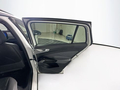 Used 2023 Volkswagen ID.4 Pro S image 31