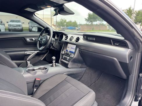 Used 2021 Ford Mustang GT w/ Equipment Group 301A RWD image 17
