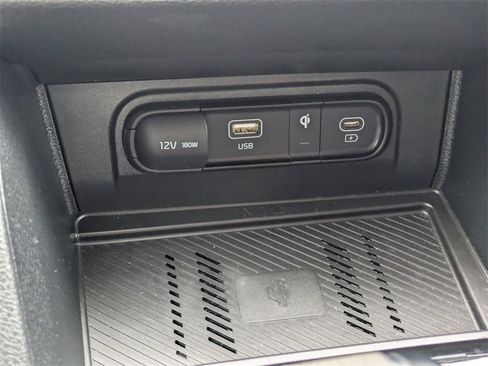 Used 2023 Kia Sportage EX image 23