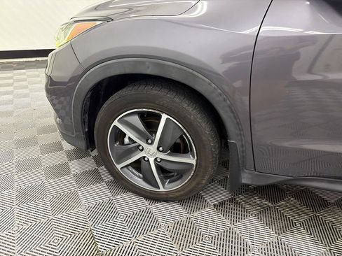 Used 2022 Honda HR-V EX image 11