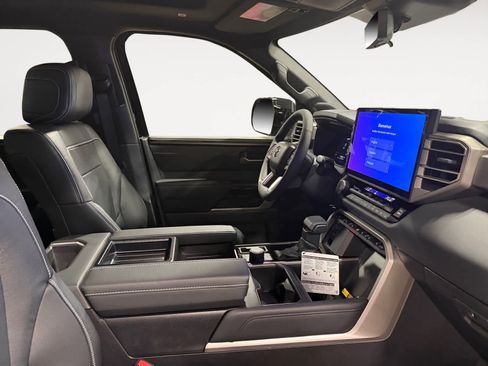 New 2026 Toyota Tundra Limited AWD/4WD image 15