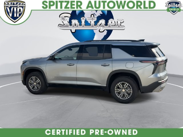 Used 2025 Chevrolet Traverse LT w/ Driver Confidence Package FWD image 11