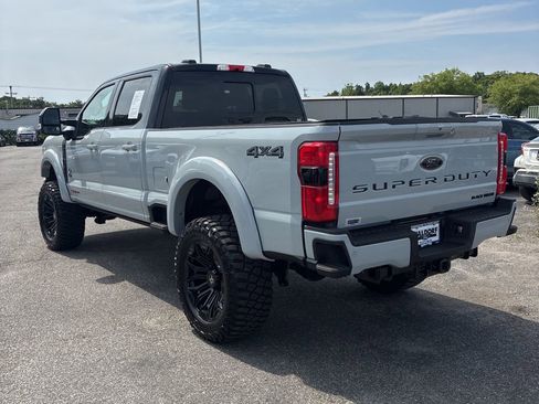 Used 2025 Ford F250 Lariat w/ Lariat Ultimate Package AWD/4WD image 5
